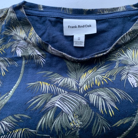 Frank & Oak Tee - Picture 3 of 4